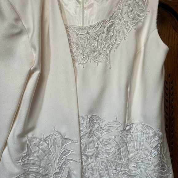 Formal dress with jacket - Picture 3 of 4